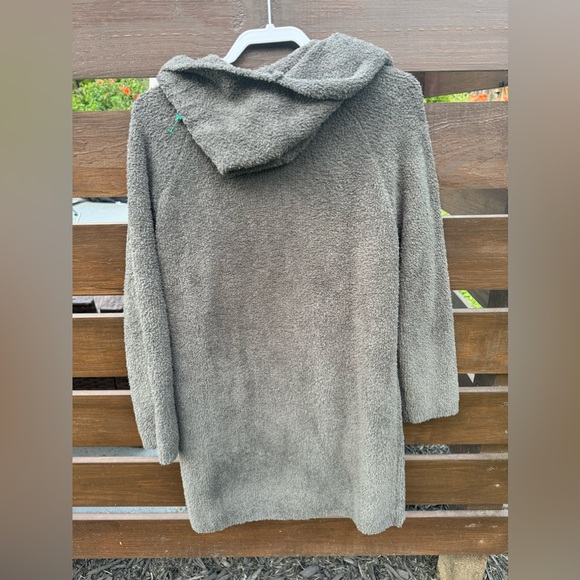 Barefoot Dreams Cozy Soft Sweater W/ Hood & Pockets Size Small - Picture 3 of 5